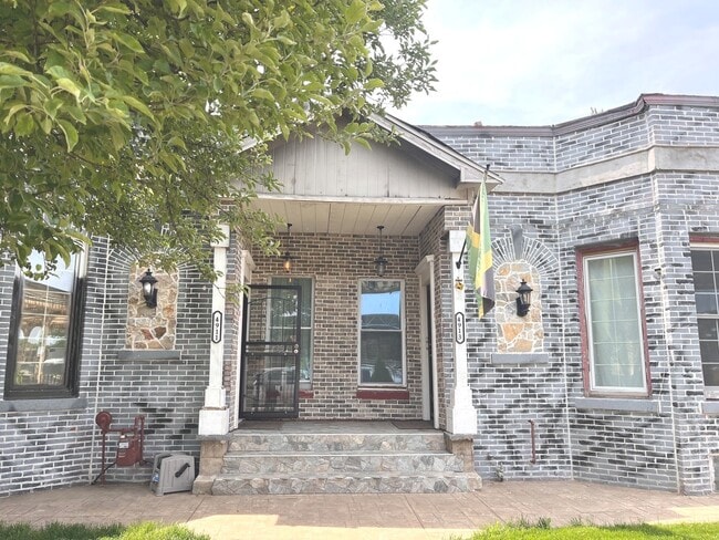 property at 4911 W Lake St