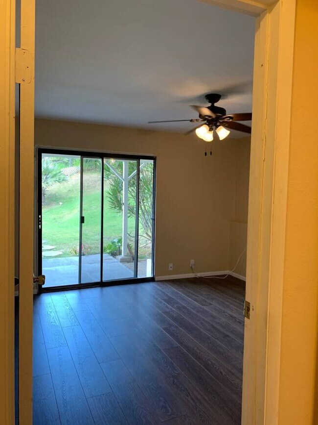 44 -124 Ikeanani Dr, Unit B - Downstairs in Kaneohe, HI - Building Photo - Building Photo