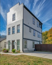 4100B Colorado Ave in Nashville, TN - Building Photo - Building Photo