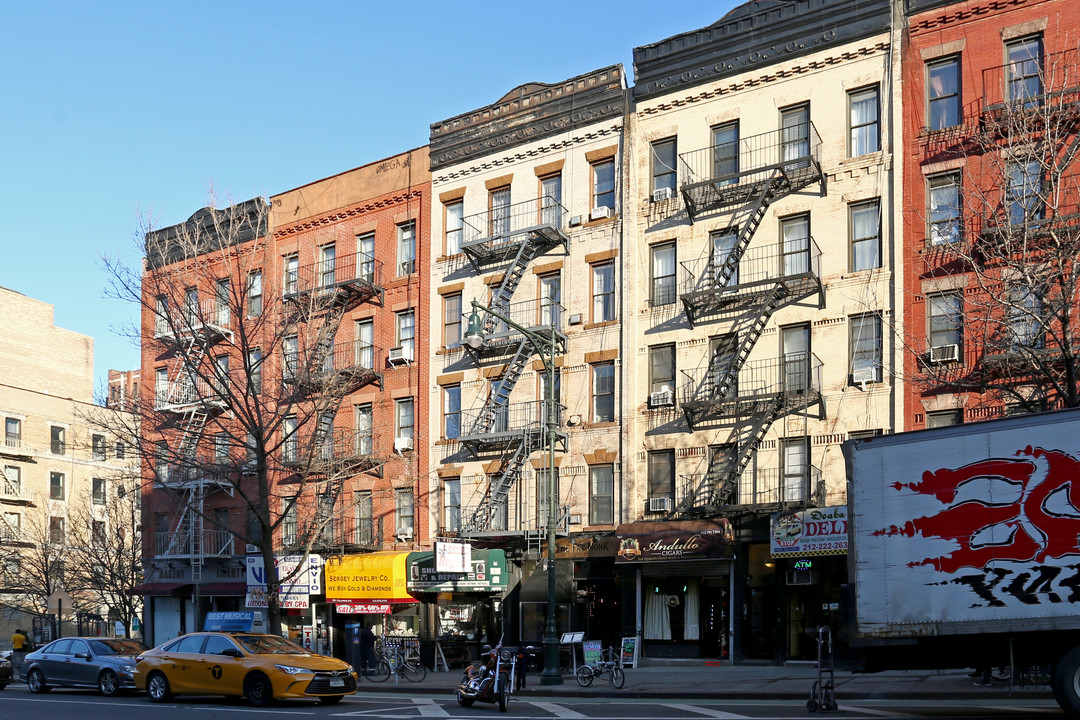 949 Columbus Ave in New York, NY - Foto de edificio