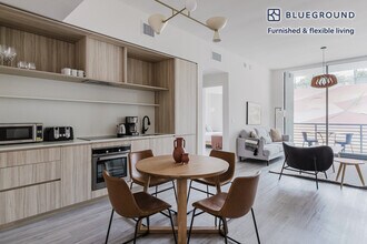 452 NE 31st St in Miami, FL - Building Photo - Building Photo