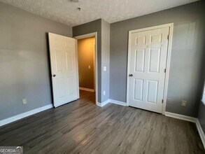 13204 Fairington Dr in Stonecrest, GA - Building Photo - Building Photo