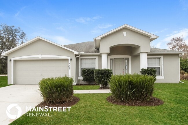 8125 105th Ct in Vero Beach, FL - Foto de edificio - Building Photo