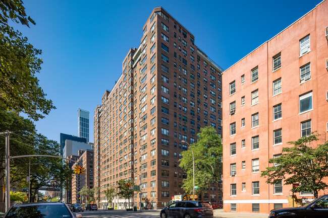 435 E 63rd St in New York, NY - Foto de edificio - Building Photo