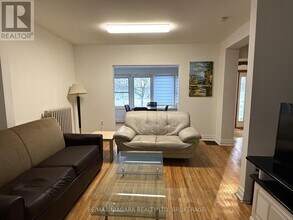 177 Niagara Blvd in Fort Erie, ON - Building Photo - Building Photo