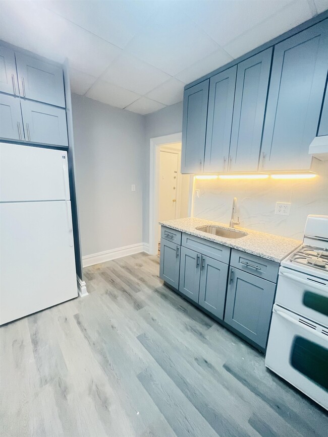3718 Park Ave in Weehawken, NJ - Building Photo - Building Photo