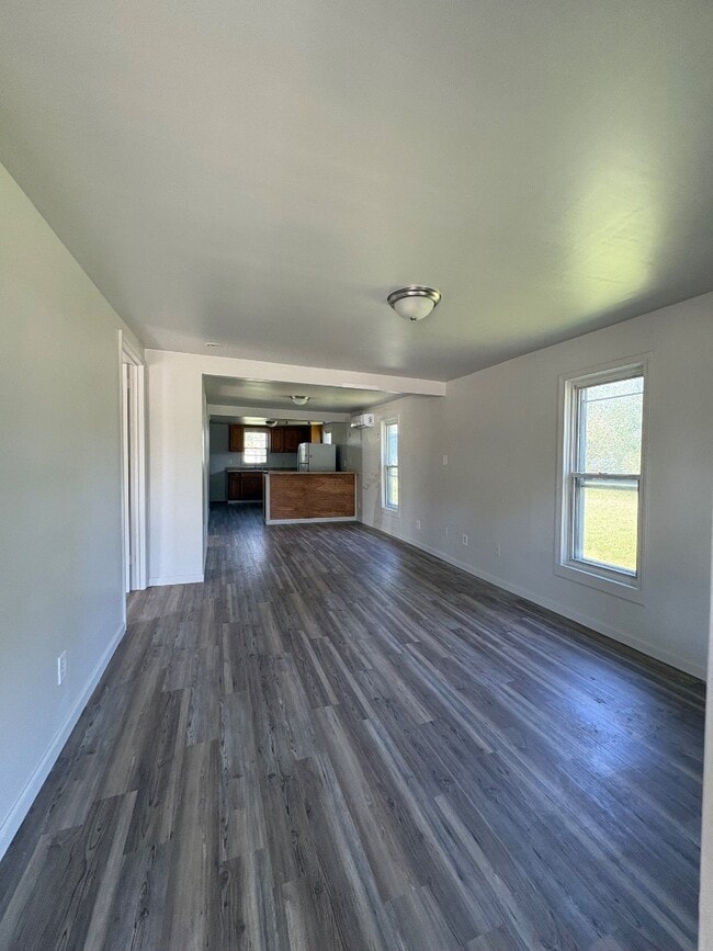 105 N Star St in Hutchinson, KS - Building Photo - Building Photo