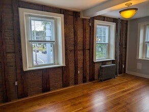 1 Sutton St in Northbridge, MA - Building Photo - Building Photo