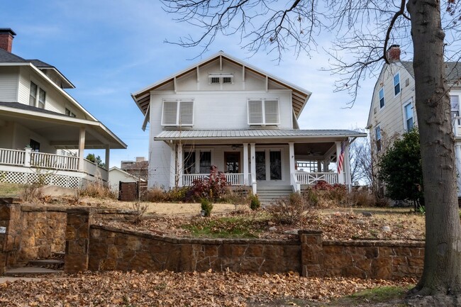 property at 1607 S Elwood Ave