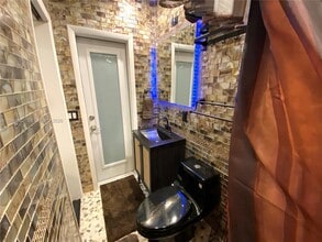 5060 SW 43rd Terrace in Fort Lauderdale, FL - Building Photo - Building Photo