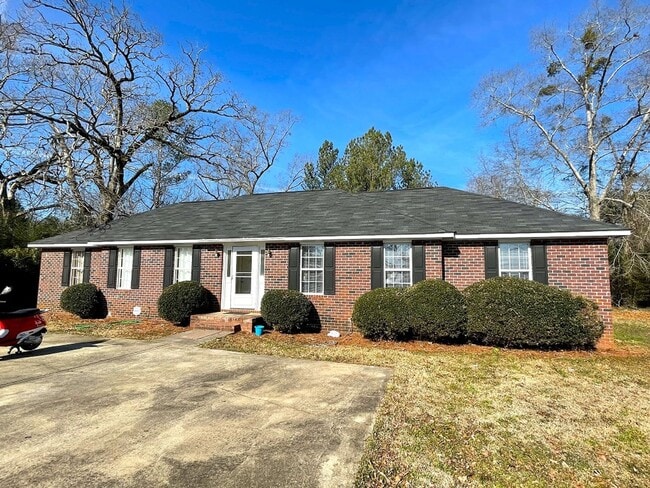 1022 Cherry Hills Ct in Athens, GA - Building Photo - Building Photo