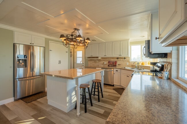 36070 Valencia Way in Temecula, CA - Building Photo - Building Photo
