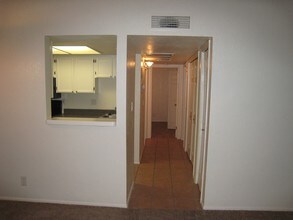 Cambridge Condos in Phoenix, AZ - Foto de edificio - Interior Photo