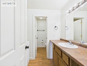 215 S 18th Ave in Bozeman, MT - Building Photo - Building Photo