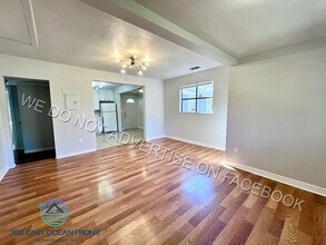 5640 Ramona Blvd in Jacksonville, FL - Building Photo - Building Photo