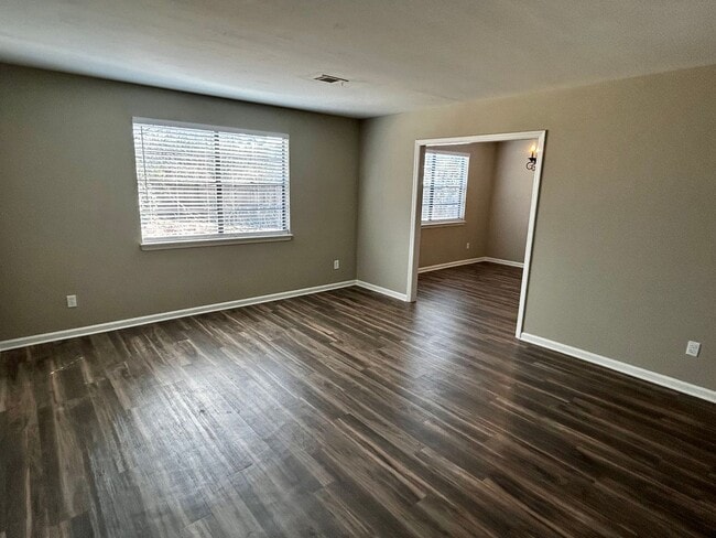 235 Cavalier Dr in Martinez, GA - Building Photo - Building Photo