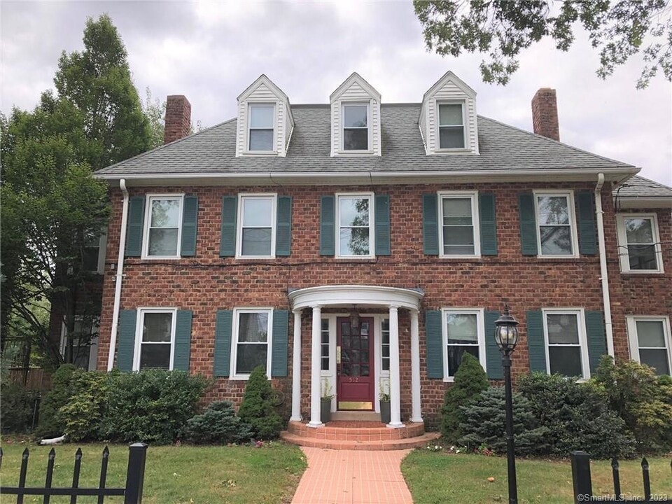 512 Townsend Ave in New Haven, CT - Building Photo