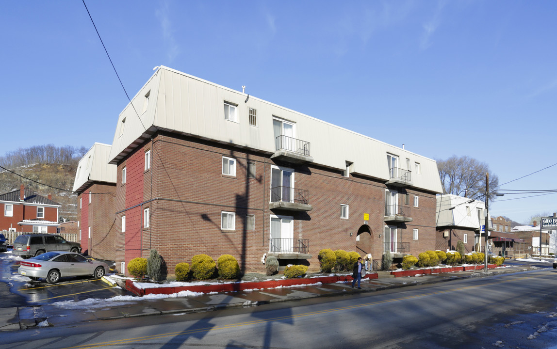 1704-1710 Main St in Pittsburgh, PA - Building Photo