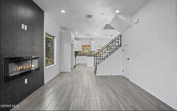 6315 Escondido Dr in El Paso, TX - Building Photo - Building Photo