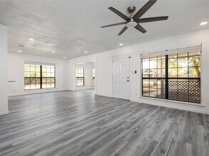 148 Discovery Ln in San Marcos, TX - Building Photo - Building Photo