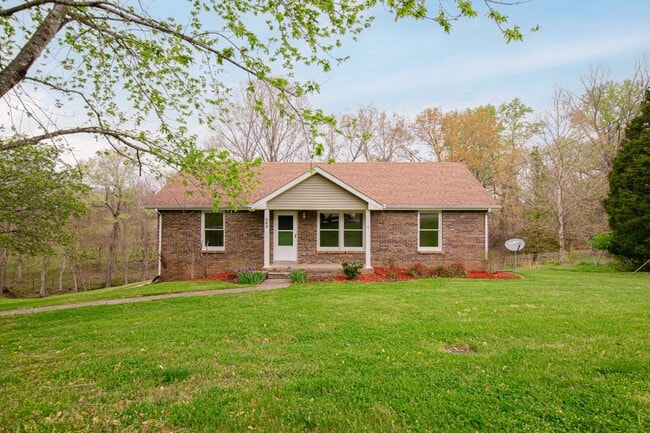 property at 563 Briarwood Dr