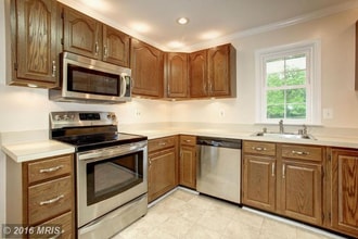 7805 Howard St in Manassas, VA - Building Photo - Building Photo