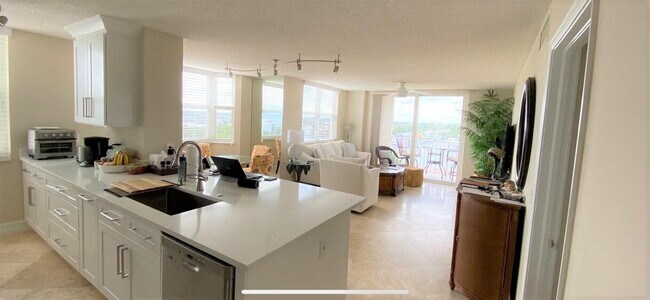 3606 S Ocean Blvd-Unit -908 in Highland Beach, FL - Building Photo - Building Photo