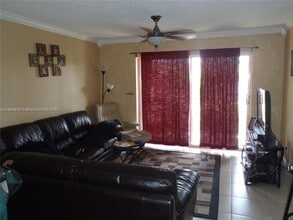 2423 NW 89th Dr in Coral Springs, FL - Building Photo - Building Photo