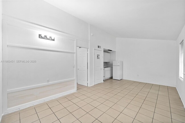 840 SW 7th St in Miami, FL - Building Photo - Building Photo