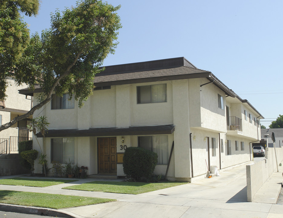 30 N 3rd St in Alhambra, CA - Building Photo