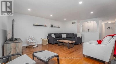 47 Ruffian Rd in Brantford, ON - Building Photo - Building Photo