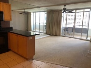 430 Kaiolu St in Honolulu, HI - Building Photo - Building Photo