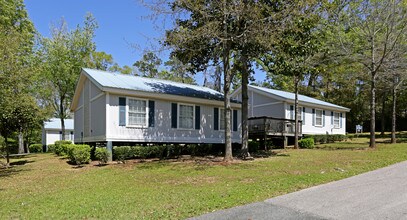 The Cottages at Country Club in Tallahassee, FL - Building Photo - Building Photo