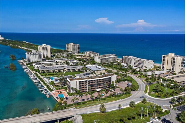 225 S Beach Rd-Unit -401 in Jupiter, FL - Building Photo - Building Photo