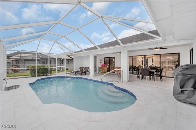 3728 SE 18th Ave in Cape Coral, FL - Building Photo - Building Photo