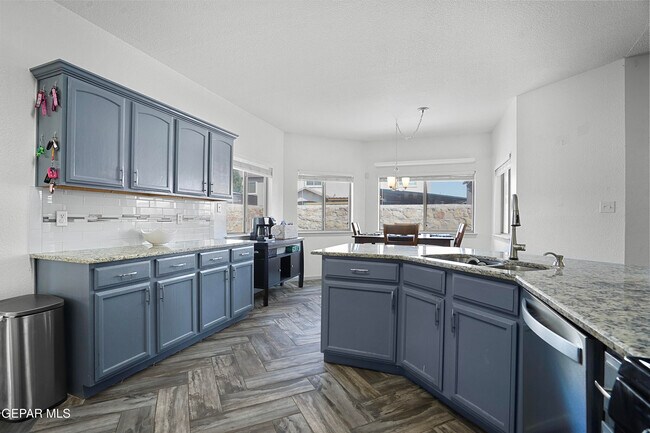 12800 Tierra Alexis Dr in El Paso, TX - Building Photo - Building Photo