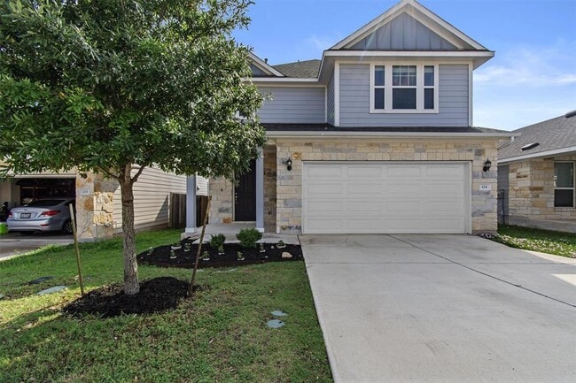 124 Oakstone Dr in Andice, TX - Building Photo - Building Photo