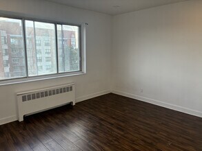 5285 Beaconsfield Av in Montréal, QC - Building Photo - Building Photo