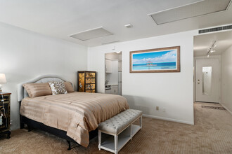 939 Coast Blvd, Unit LB in La Jolla, CA - Foto de edificio - Building Photo