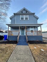 19 Maryland Ave in Pawtucket, RI - Building Photo