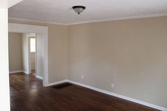 1235 Dyer Pl in Memphis, TN - Building Photo - Building Photo