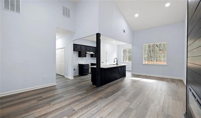 7089 Wade Rd in Austell, GA - Building Photo - Building Photo