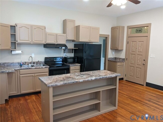 property at 519-521 Grove Ave