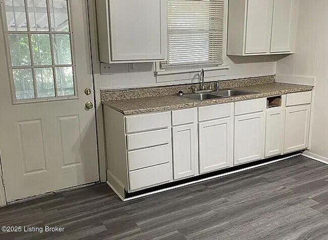 820 Winkler Ave in Louisville, KY - Building Photo - Building Photo