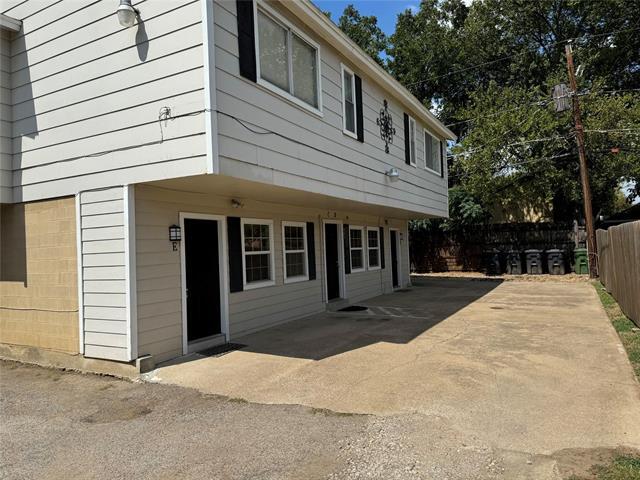 property at 307 E Mitchell St