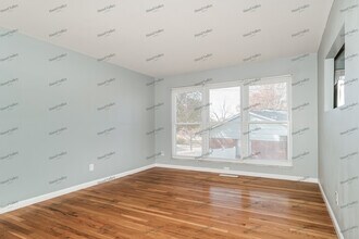 2205 Montagne Dr in Florissant, MO - Building Photo - Building Photo