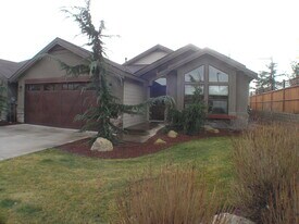 2355 E Hidden Crk St in Nampa, ID - Building Photo