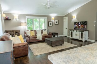 8212 Bennett Rd in Williamsburg, MI - Building Photo