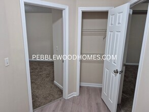 2599 Candler Way SW in Marietta, GA - Foto de edificio - Building Photo