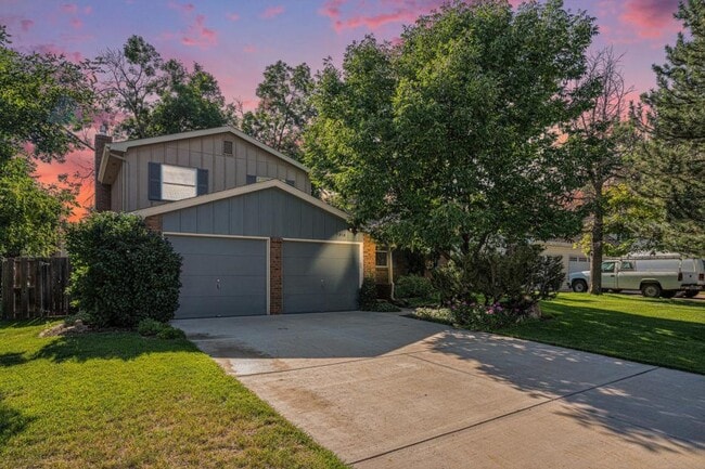 property at 1918 Ridgewood Rd